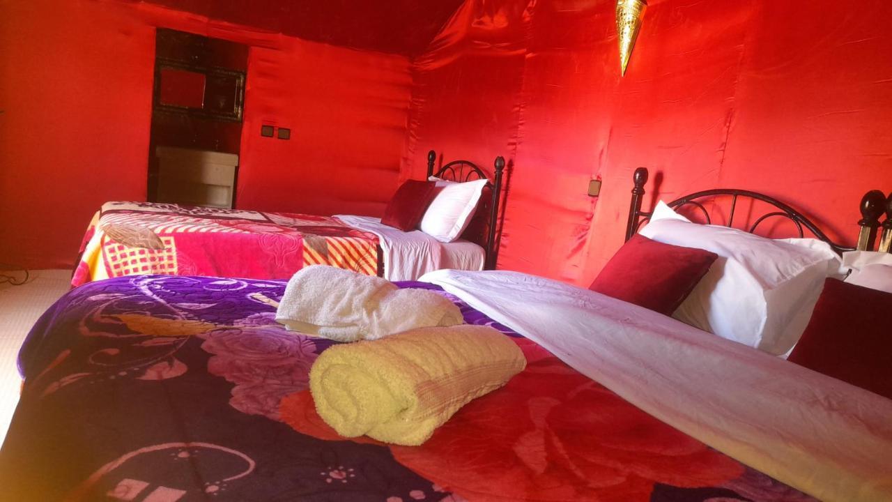 Luxury Trek Desert Camp Мерзуга Екстер'єр фото