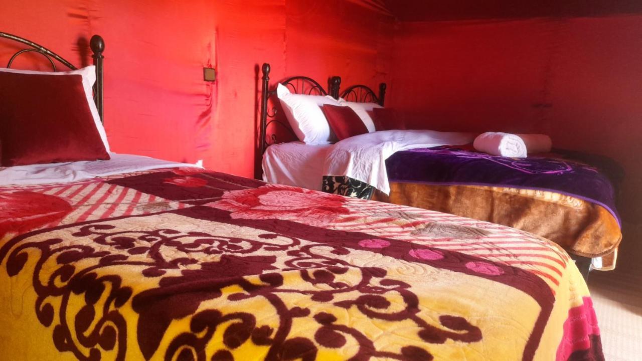 Luxury Trek Desert Camp Мерзуга Екстер'єр фото