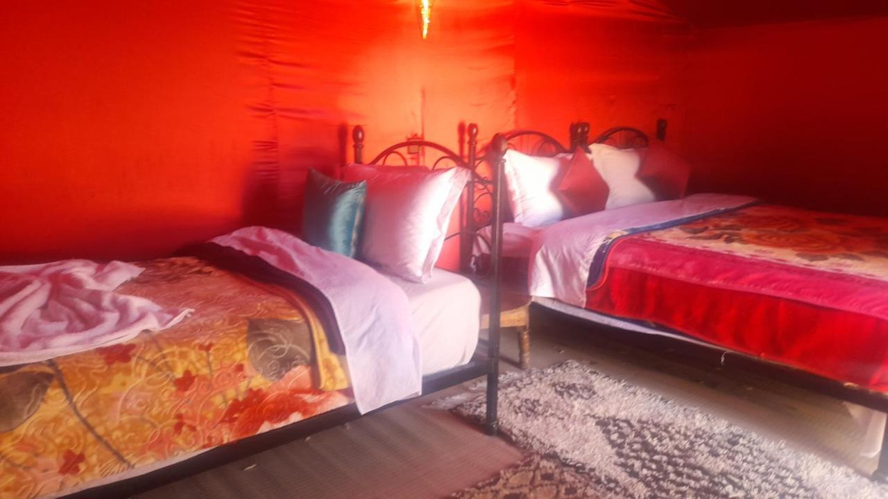 Luxury Trek Desert Camp Мерзуга Екстер'єр фото