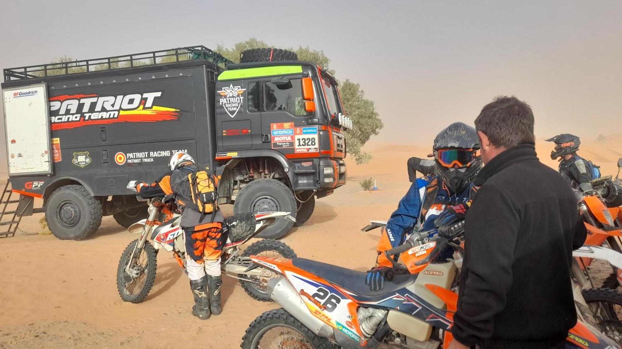 Luxury Trek Desert Camp Мерзуга Екстер'єр фото