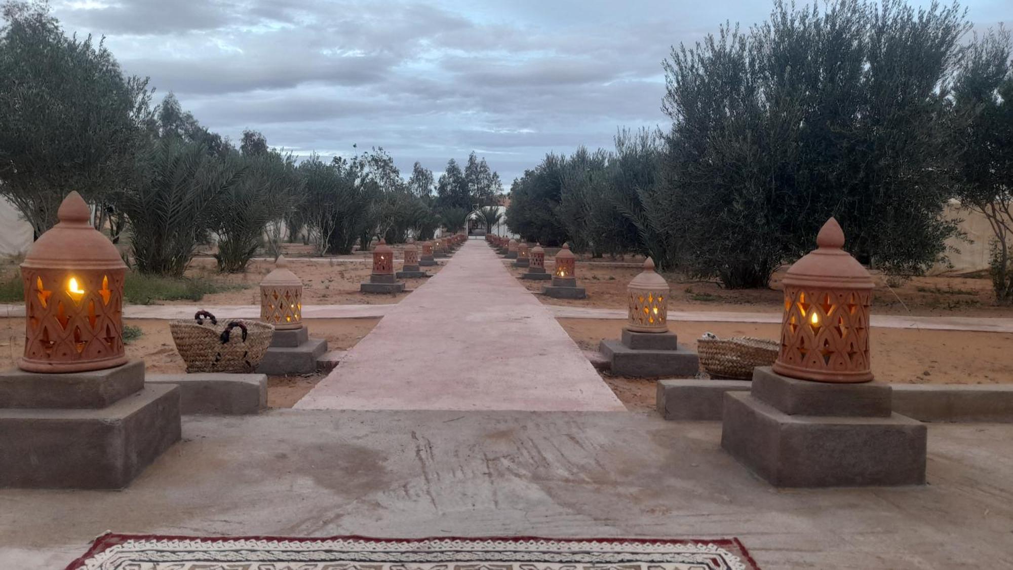 Luxury Trek Desert Camp Мерзуга Екстер'єр фото